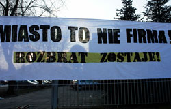 Rozbrat zostaje!