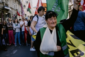 Relacja z demonstracji 1 maja w Warszawie: „Dach nad głową – prawem człowieka”
