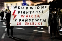 W tym kraju to kobieta pełni funkcję zabezpieczenia społecznego - wywiad