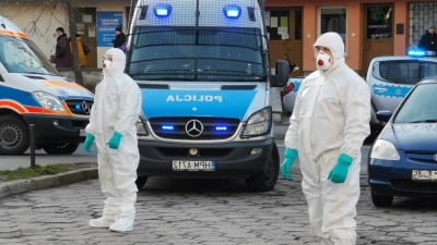 Epidemia koronawirusa &ndash; państwo zrzuca odpowiedzialność na społeczeństwo